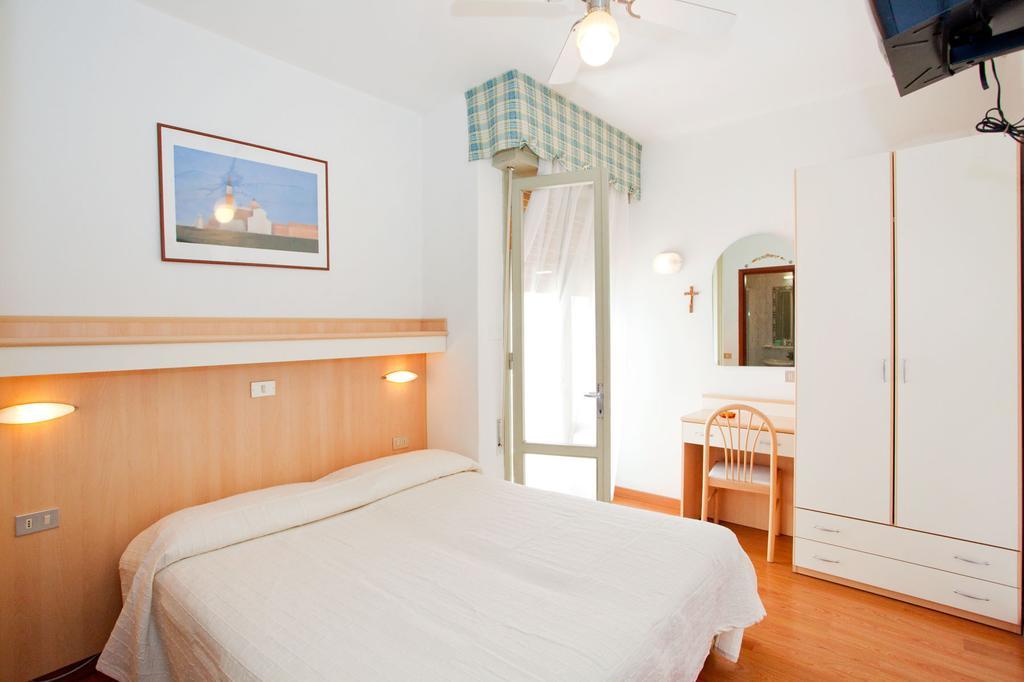 Hotel Telenia 3*